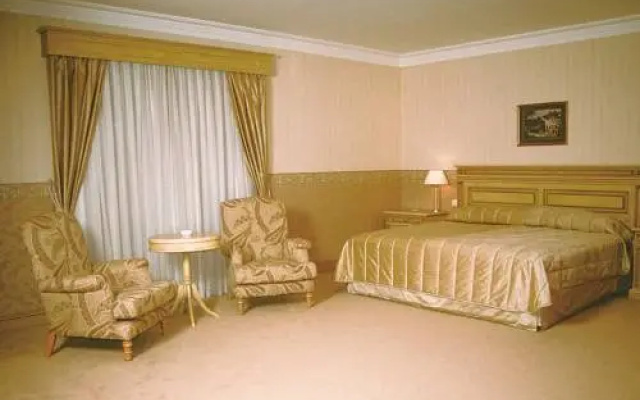 Savon Hotel - Special Class