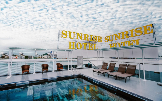 SUNRISE Hotel HA TIEN