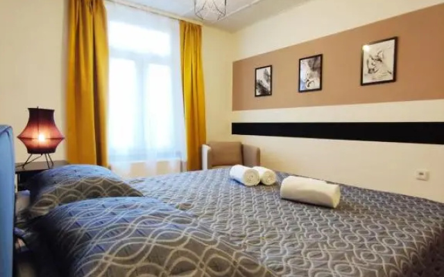 Exclusive Suite South Central