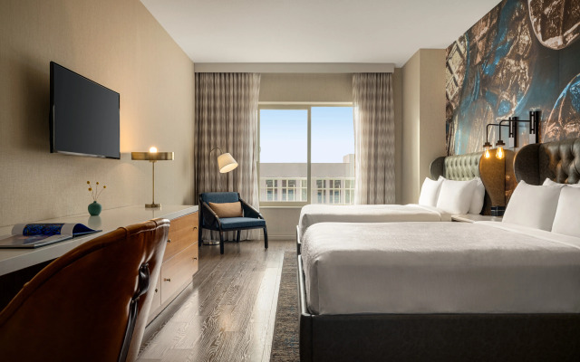 Hotel Indigo Naperville Riverwalk by IHG