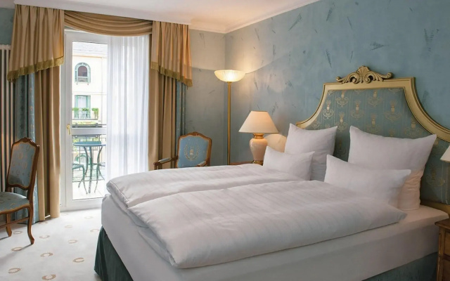 Victor's Residenz - Hotel Schloss Berg