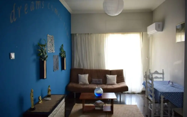 6 People Apartment near Downtown