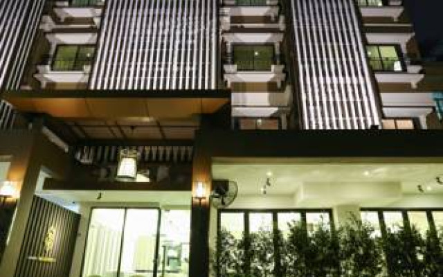 The Sathon Vimanda Hotel вид на фасад