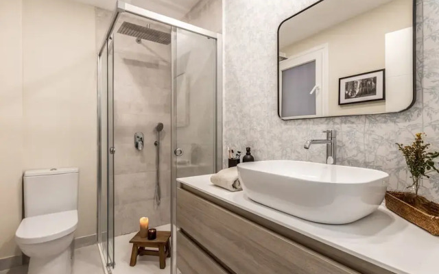 Andujar - 3 Bedrooms in Trafalgar