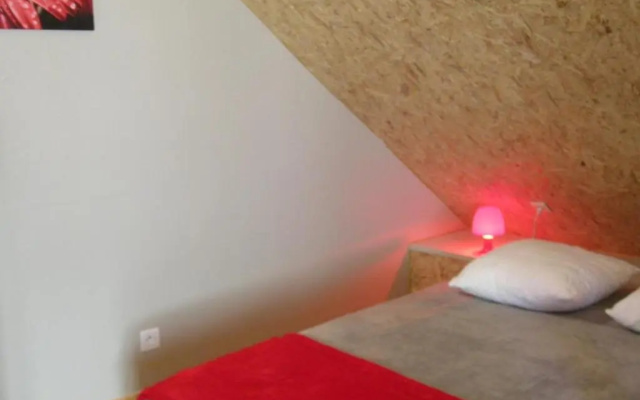 Gîte Vernusse, 2 pièces, 2 personnes - FR-1-489-208