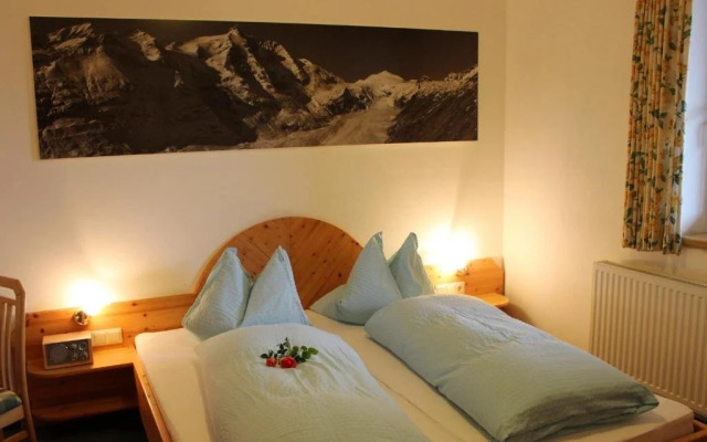 Hotel Kristall