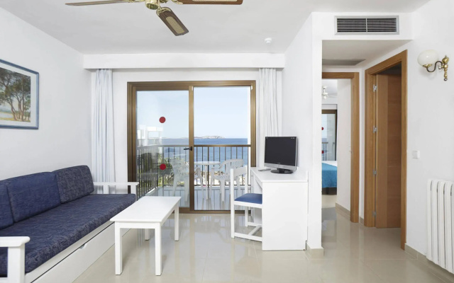 Nereida Aparthotel