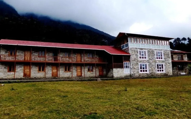 Lukla Airport Resort, Lukla