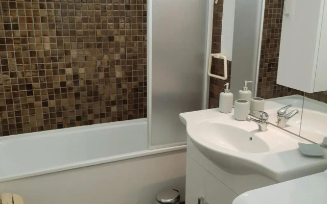 Appartement Les Deux Alpes, 1 pièce, 4 personnes - FR-1-516-12