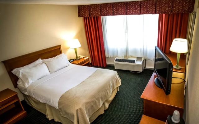 Best Western Premier Airport/Expo Center Hotel