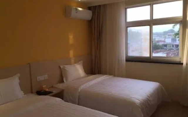 7Days Inn Tianjin Jixian Gulou dule Temple