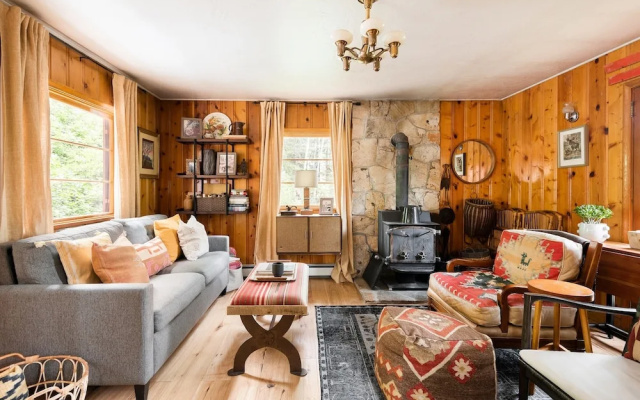 11373 Church - 1 Br Cabin