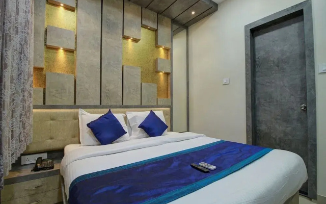 Mahalakshmi Suites By OYO Rooms