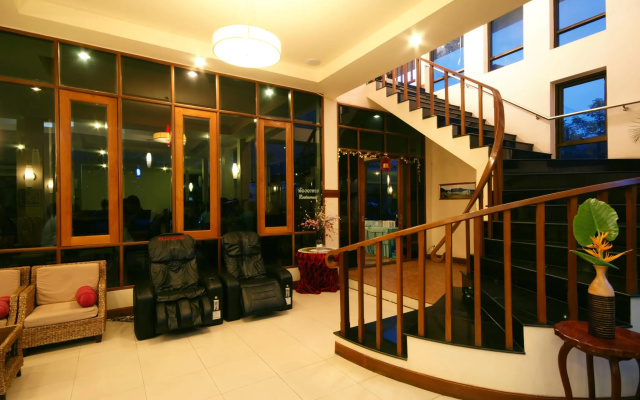 Home and Hill Resort