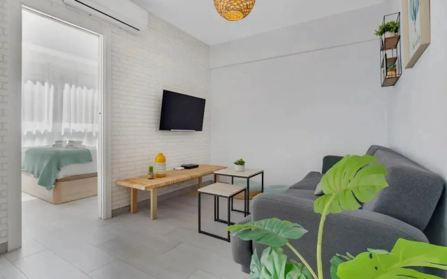 Beachfront Apartment With Terrace