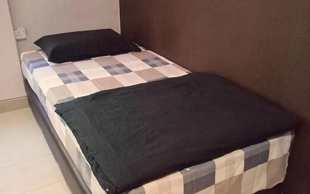 HOOD - Hostel