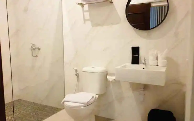 Cinnamon's Hotel