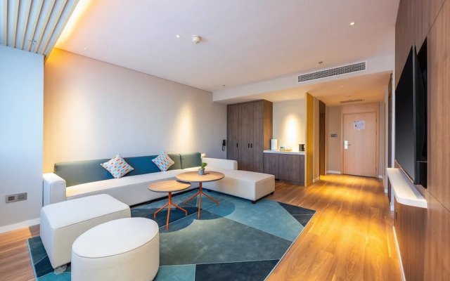 Holiday Inn Express Xinji City Center by IHG