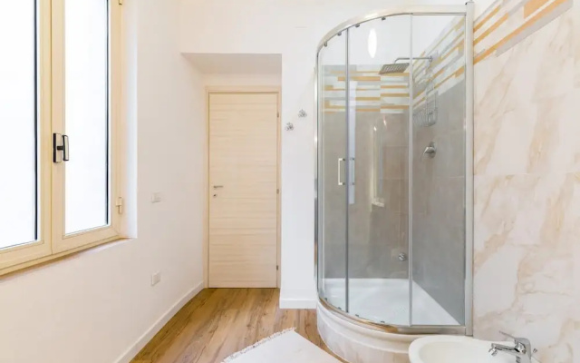 Barrio 133 - Double Bedroom in Center by Napoliapartments