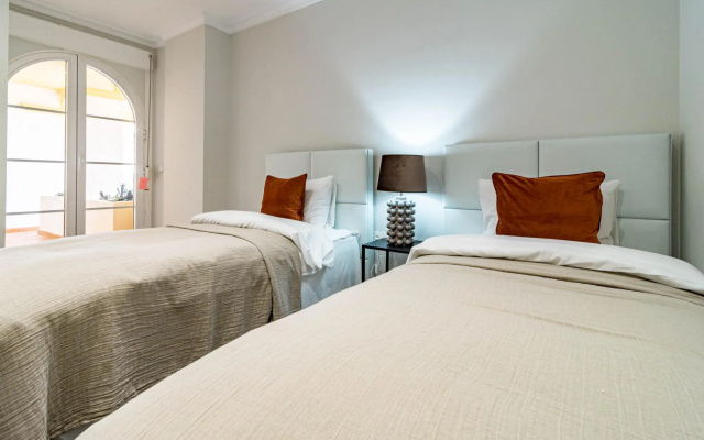 SAA3- Spacious apartment close to beach