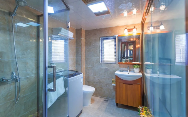 Hongyadong Full River View Apartment