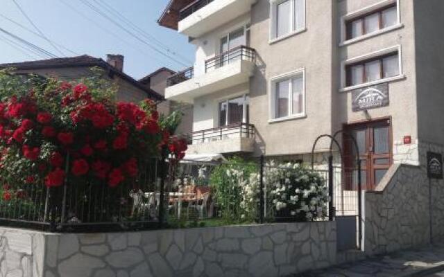 Отель Mira Guest House Банско вид на фасад