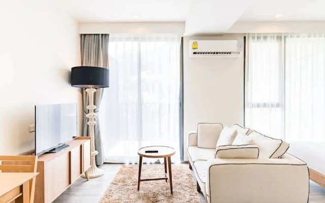The Deck Condo Patong By Vip