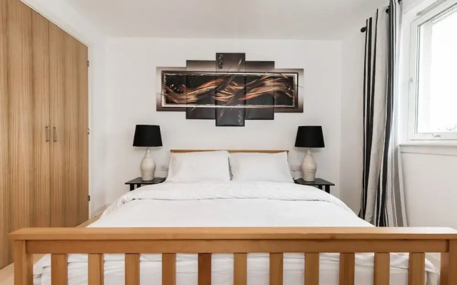 Stylish 2 Bedroom Apartment Aberdeen City Centre