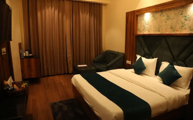 Hotel Sahil Suites