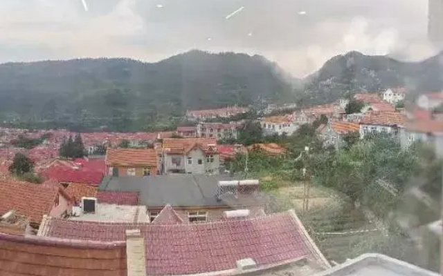 Qingshan Yucun Farm House