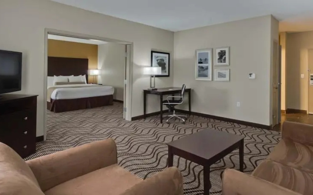 Bonita Springs Lodge & Suites