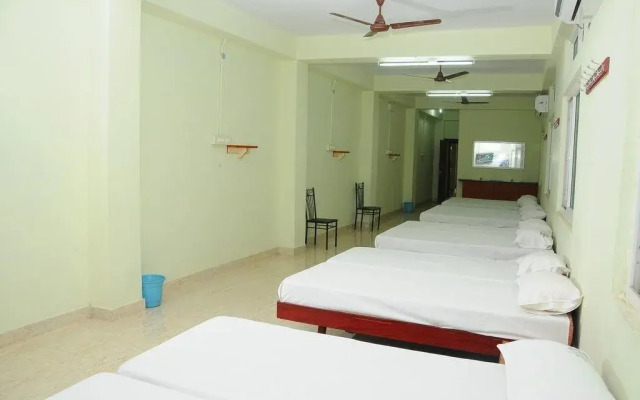 OYO 19959 Hotel Radhakrishna