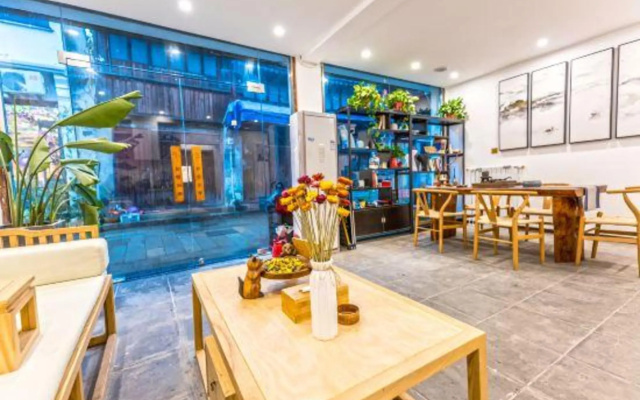 Tongli Pushe Riverside River View Homestay