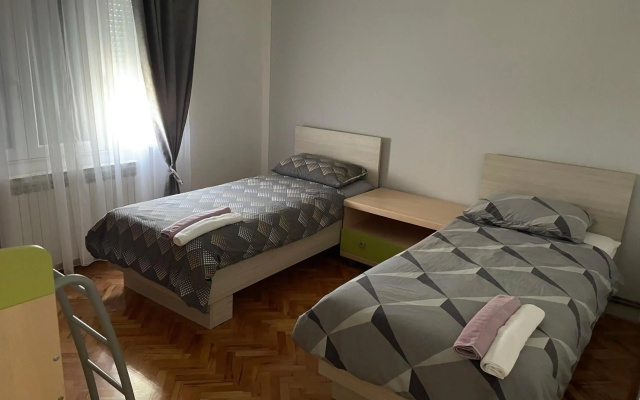 Apartment GREY