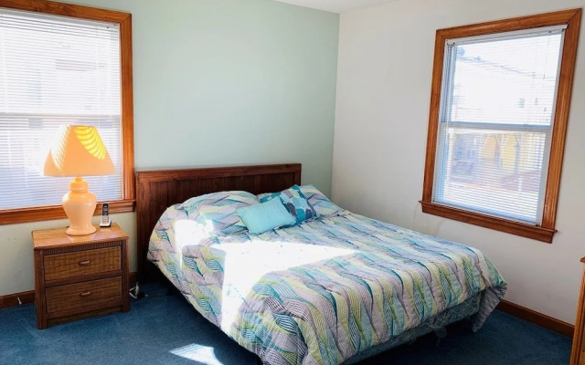 Yankee Traitor II - 4 Br Home