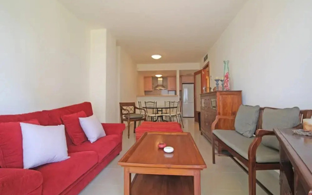 Apartment in Roses Near the Beach