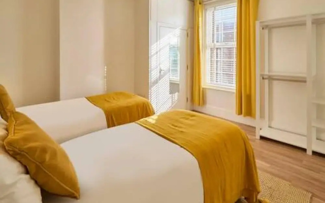 Host Stay Grosvenor Hill