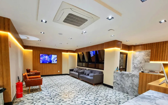 VIPPER Hotel