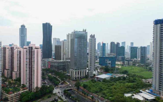 Relaxing 2BR with City View The Wave Apartment By Travelio