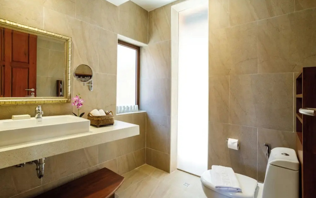 5 BR Seaview Pool Villa Nambo in Panwa