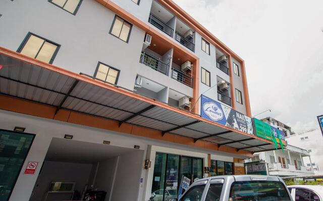 Отель Phoomjai House Таиланд, Бухта Чалонг - отзывы, цены и фото номеров - забронировать отель Phoomjai House онлайн вид на фасад