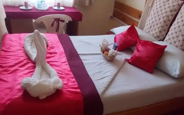 Golden Palm Breeze Hotel
