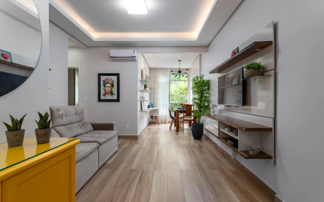 Modern in Copacabana | SC305LT Z3