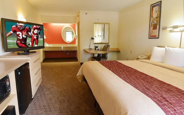 Red Roof Inn Cleveland Airport-Middleburg Heights