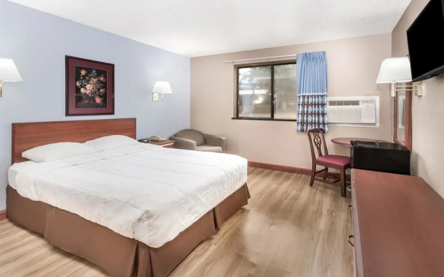 Super 8 Kenosha/Pleasant Prairie