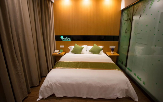 Vatica Yangzhou Dongguan Street Hotel