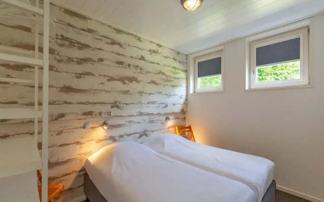 Bungalow Near Dutch Coast With Private Garden