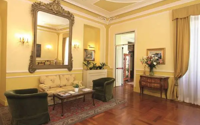 Hotel Paradiso