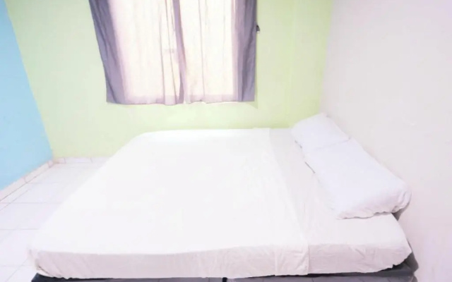 Hotel O Penginapan ReniNearMall Nagoya Hill