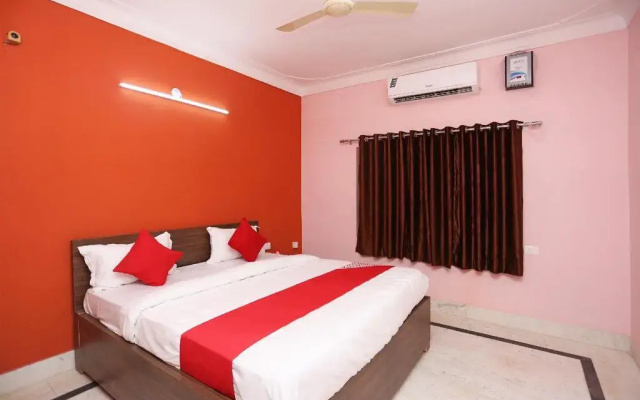 Morning Star Castle By OYO Rooms